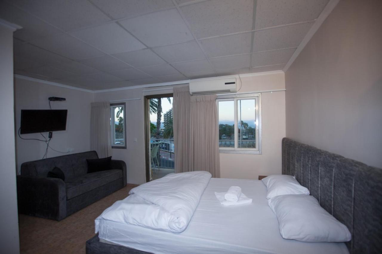 Puy Ahuzat Haosher Hotel Tiberias Eksteriør billede