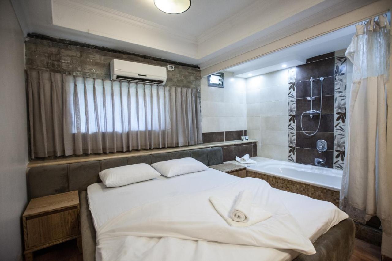 Puy Ahuzat Haosher Hotel Tiberias Eksteriør billede