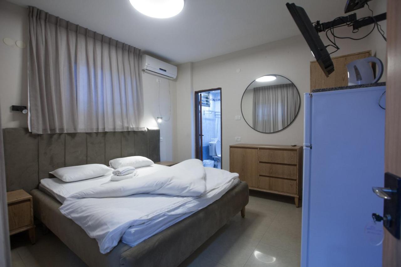 Puy Ahuzat Haosher Hotel Tiberias Eksteriør billede