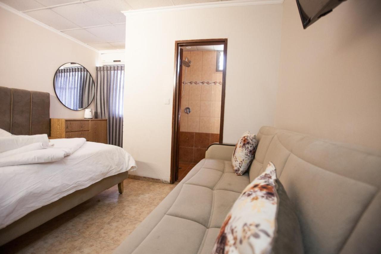 Puy Ahuzat Haosher Hotel Tiberias Eksteriør billede