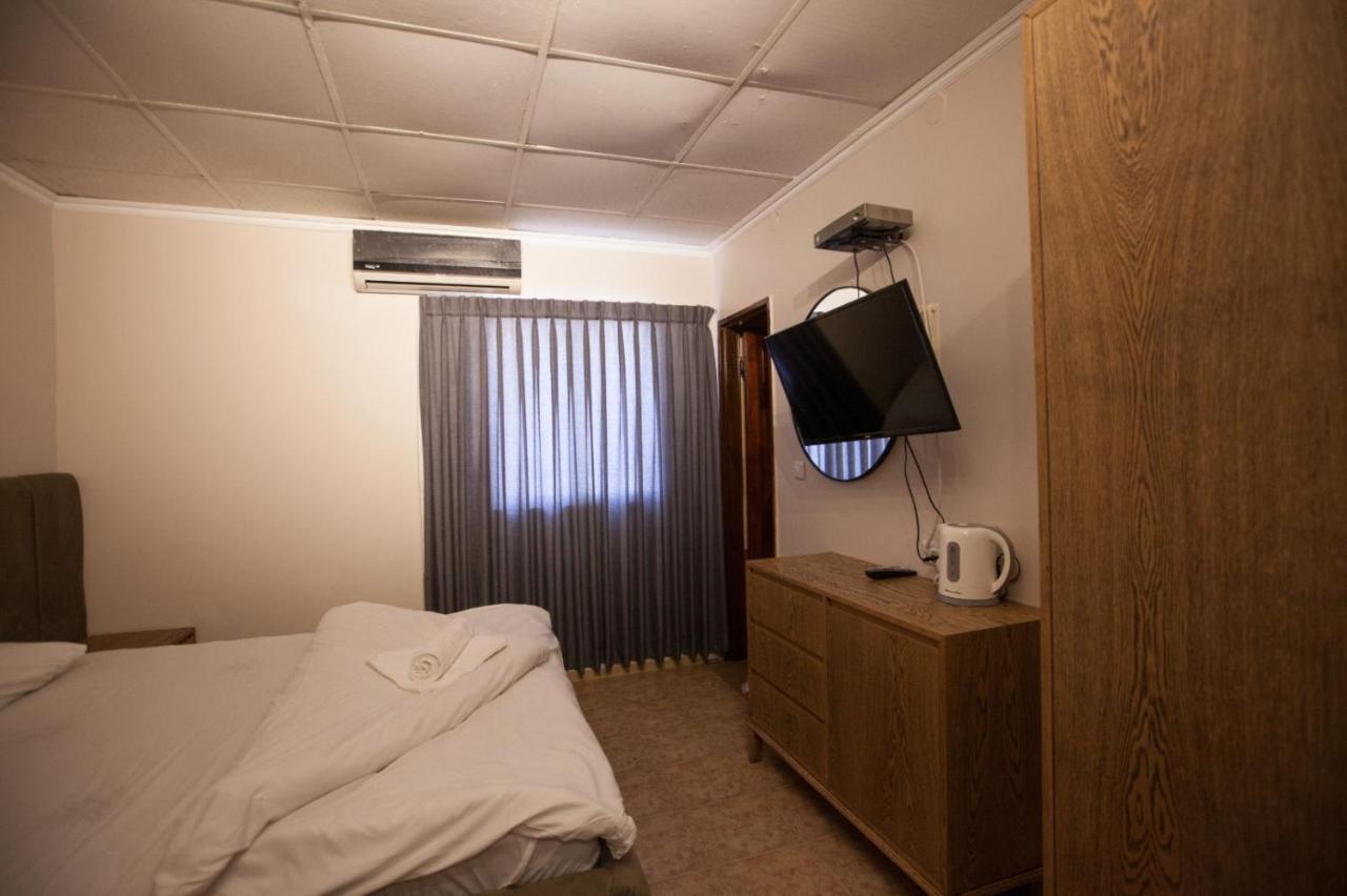 Puy Ahuzat Haosher Hotel Tiberias Eksteriør billede
