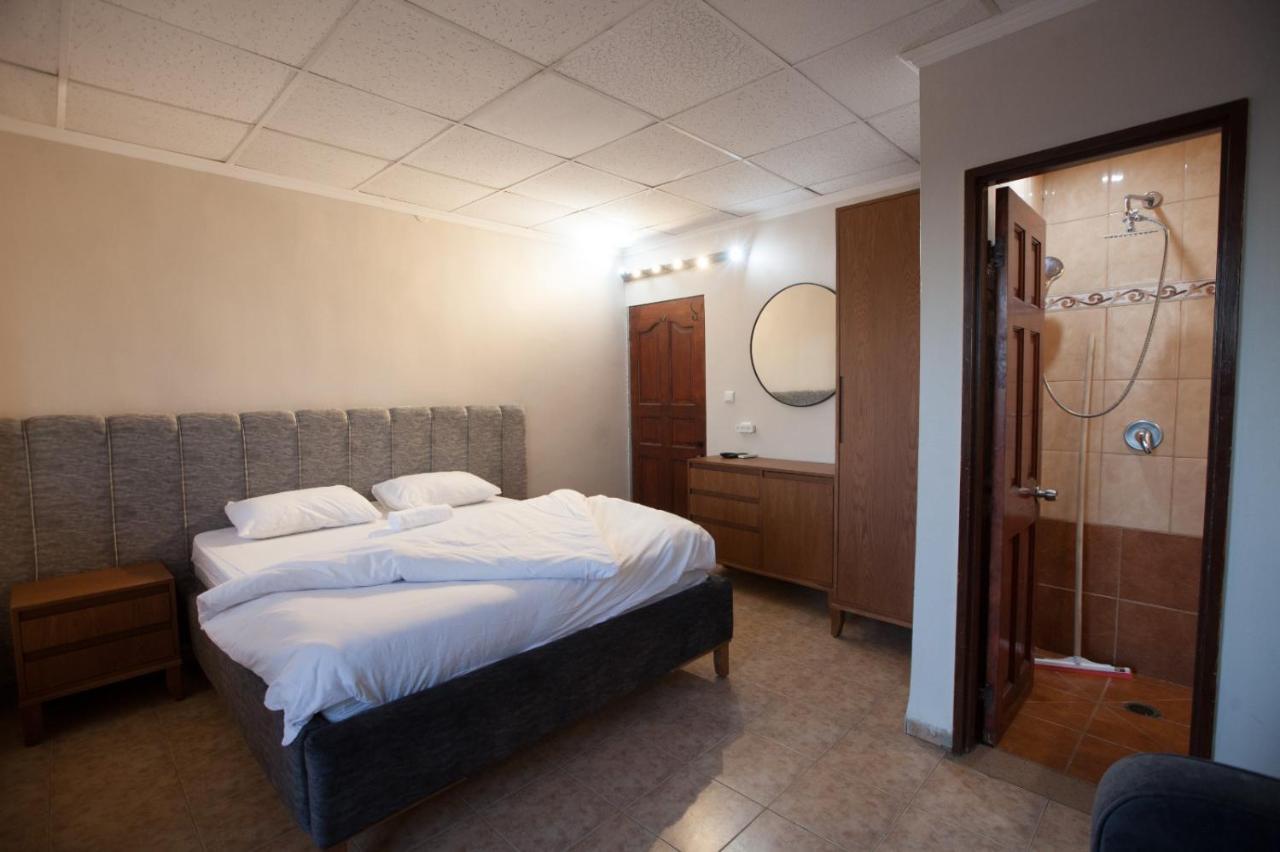 Puy Ahuzat Haosher Hotel Tiberias Eksteriør billede