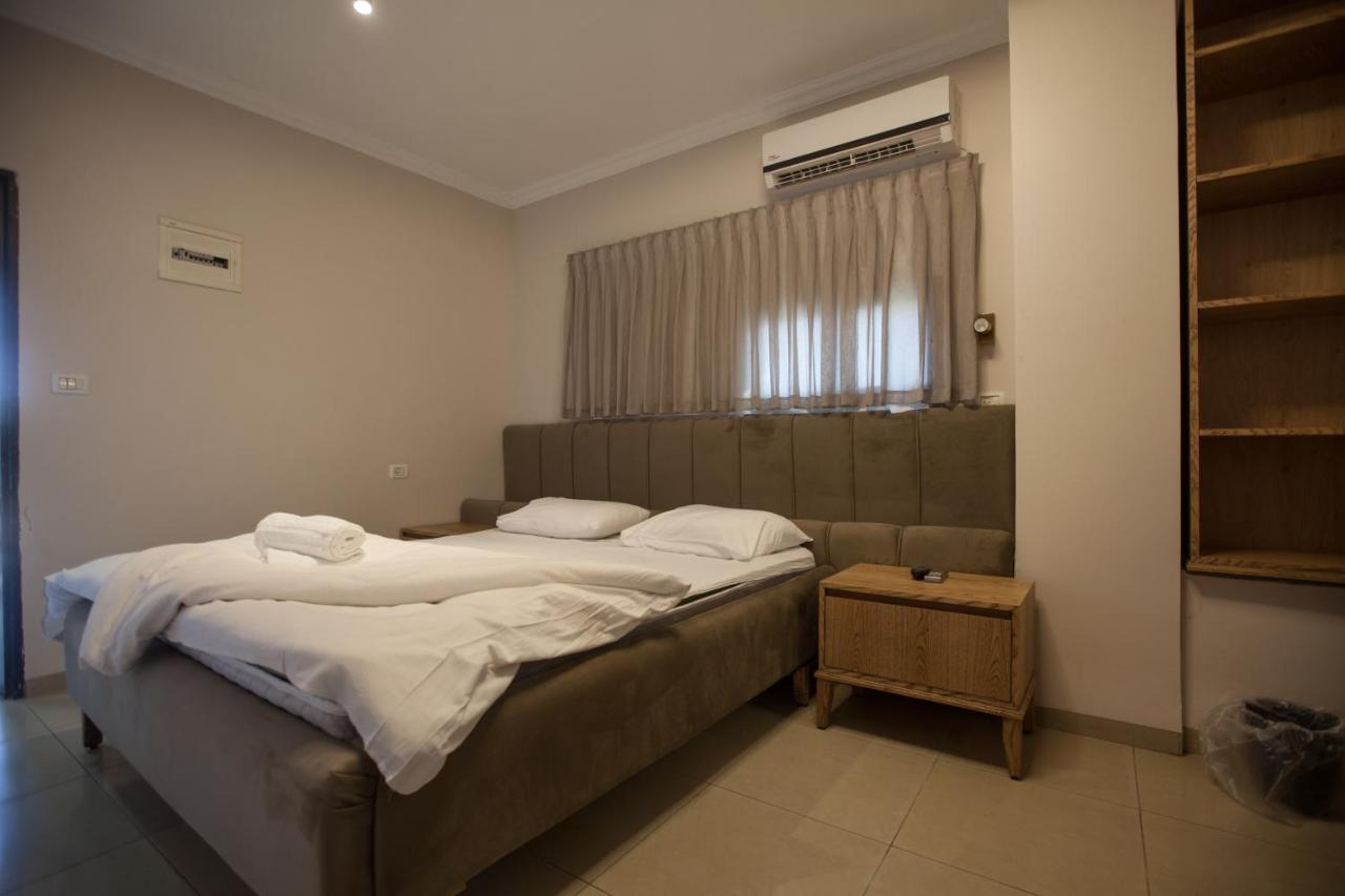 Puy Ahuzat Haosher Hotel Tiberias Eksteriør billede