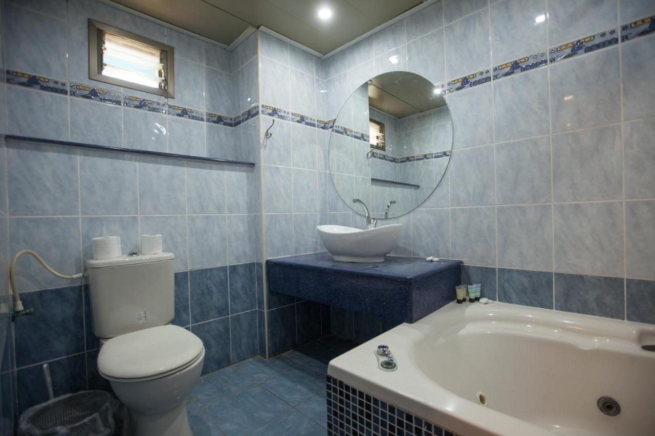 Puy Ahuzat Haosher Hotel Tiberias Eksteriør billede